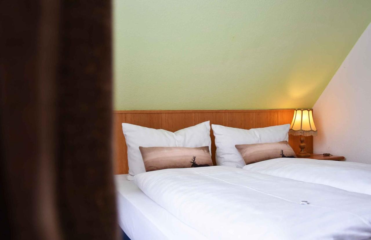 Landhotel Zum Hirsch Unterweissbach Bagian luar foto