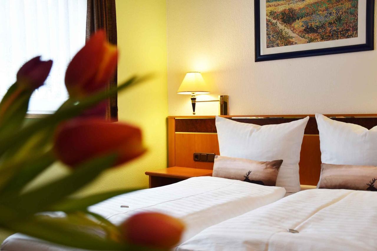Landhotel Zum Hirsch Unterweissbach Bagian luar foto